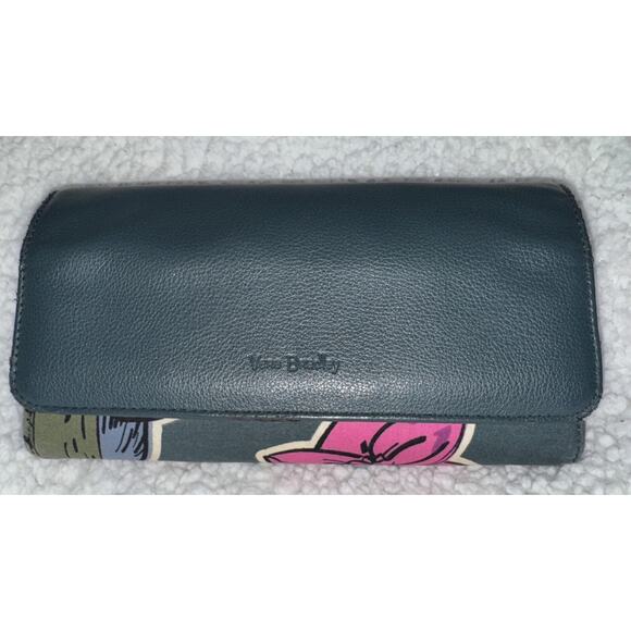 Vera Bradley Wallet Multicolor Floral - Picture 2 of 7